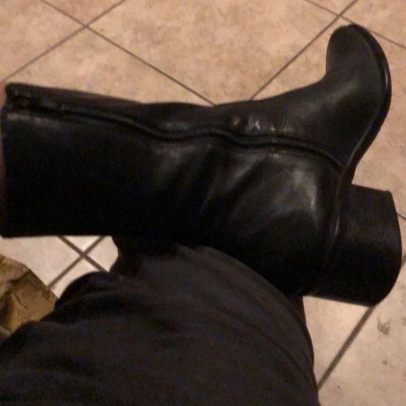 Boots - Picture 2 of 9